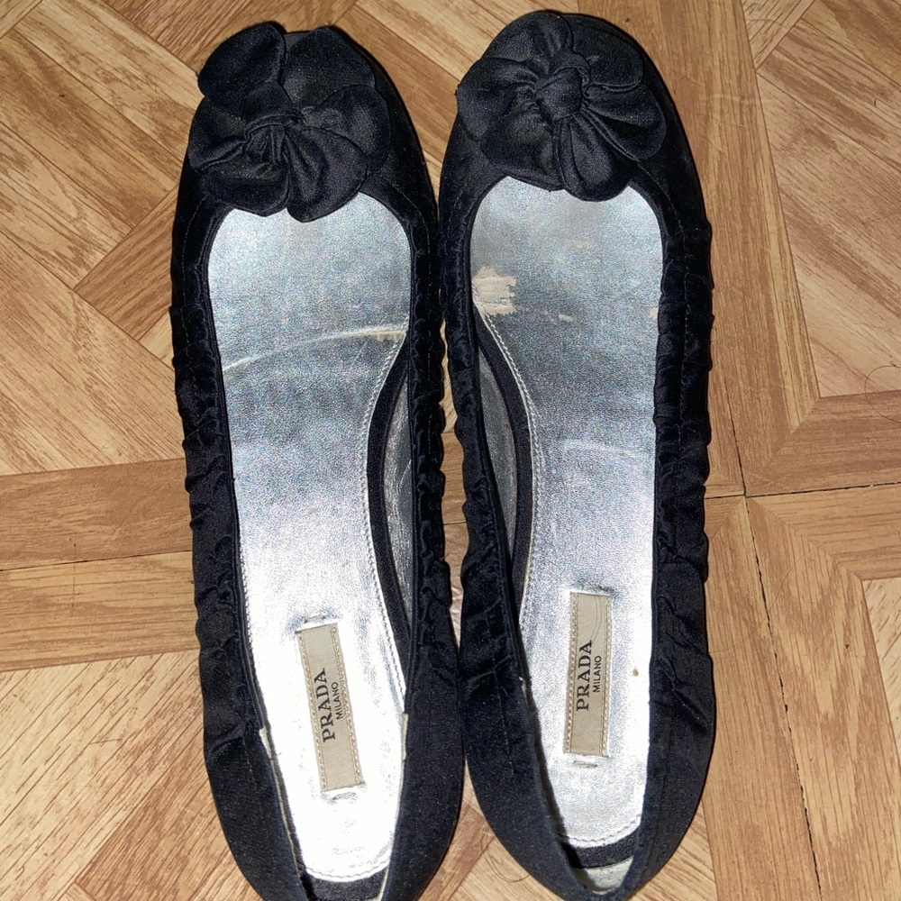 Prada flats size 39.5